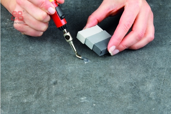 Reparatieset Kerami-Fill | Reparatieset voor beschadigingen in vloertegels en wandtegels.